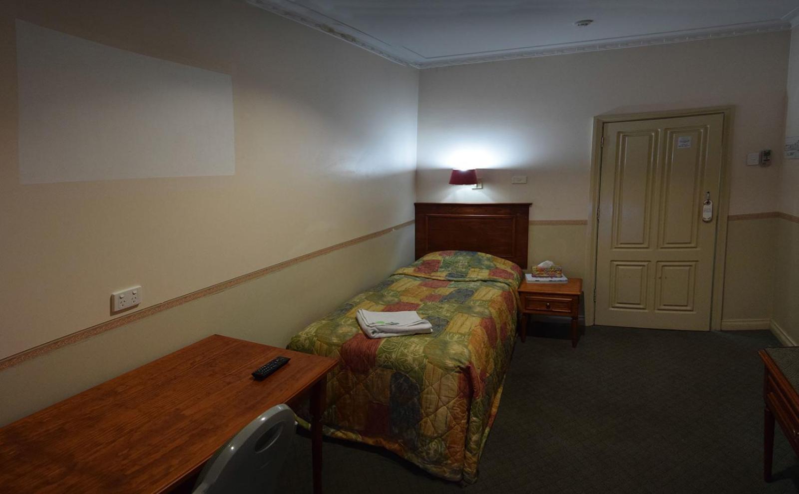 The Palace Hotel Kalgoorlie Zimmer foto